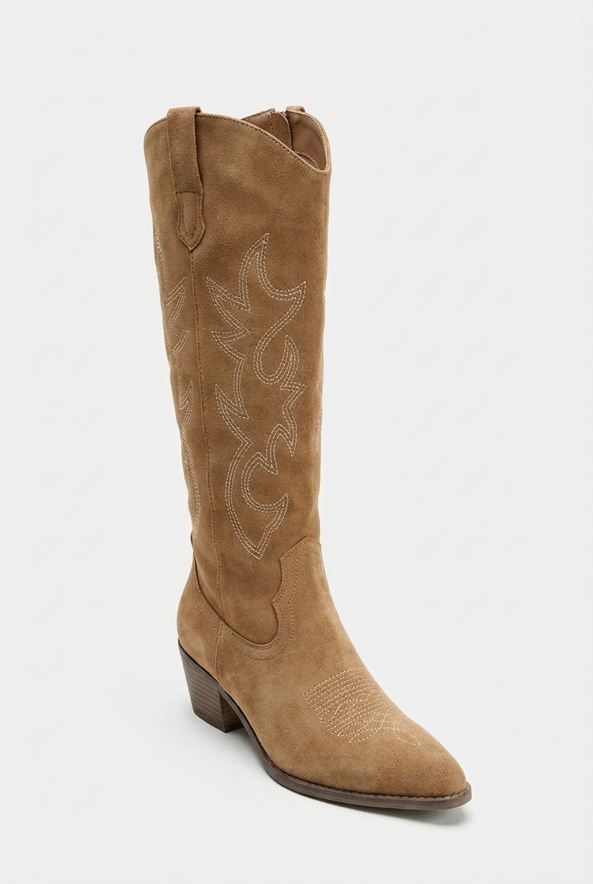 Ava – Santiag en Daim Camel Brodée Style Cowboy