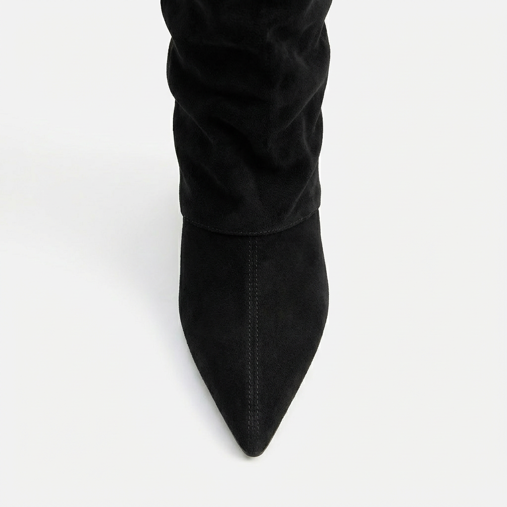 Juliette – Bottes Noires en Daim Mi-Mollet à Talon Bas